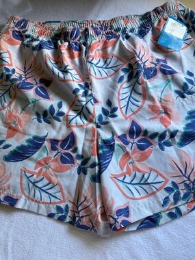 Columbia Women's Peach & Blue Floral Elastic-Waist Court Shorts size 2X,